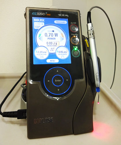 ホワイトニング、顎関節症、治療後の痛みの疼痛緩和や、歯科用のメスとして、レーザーを利用しています。